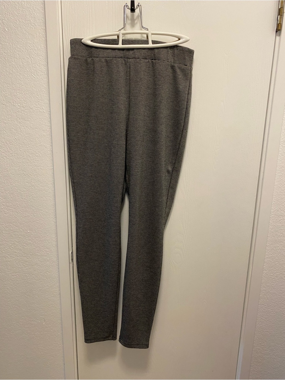 Women's Gray Pull-On Knit warm pans